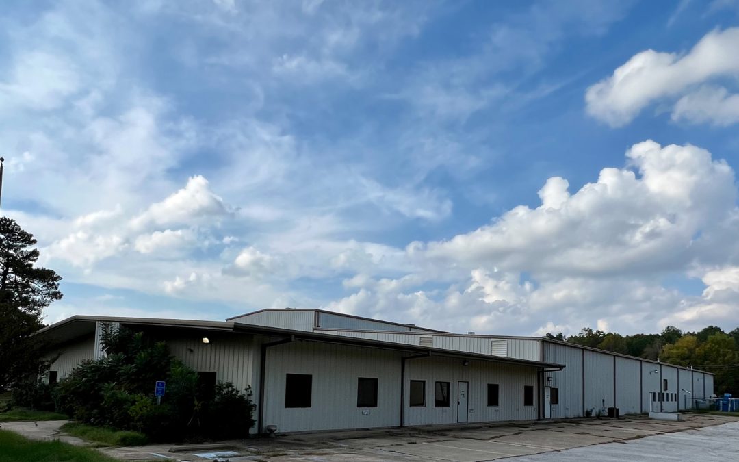 Congratulations Brian Burks, SIOR, CCIM on closing the sale of the 78,000 SF space in Gladewater Tx. Brian, represented the seller in this transaction.